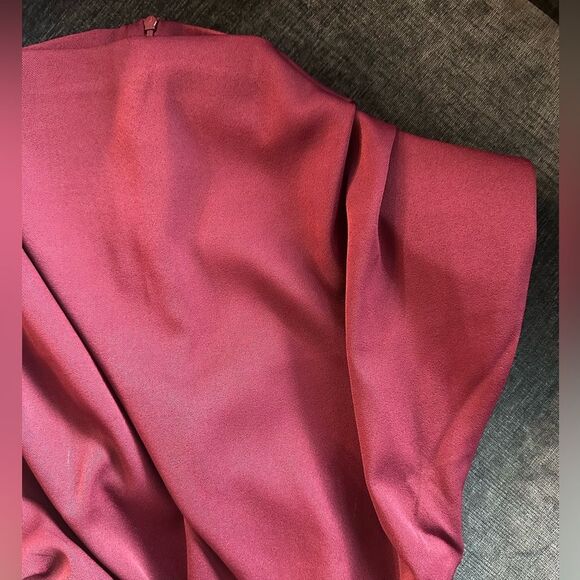 Elegant Shoulder Pad Assymetrical Blouse Burgundy, Brown & Black Med & Lg - Picture 10 of 12